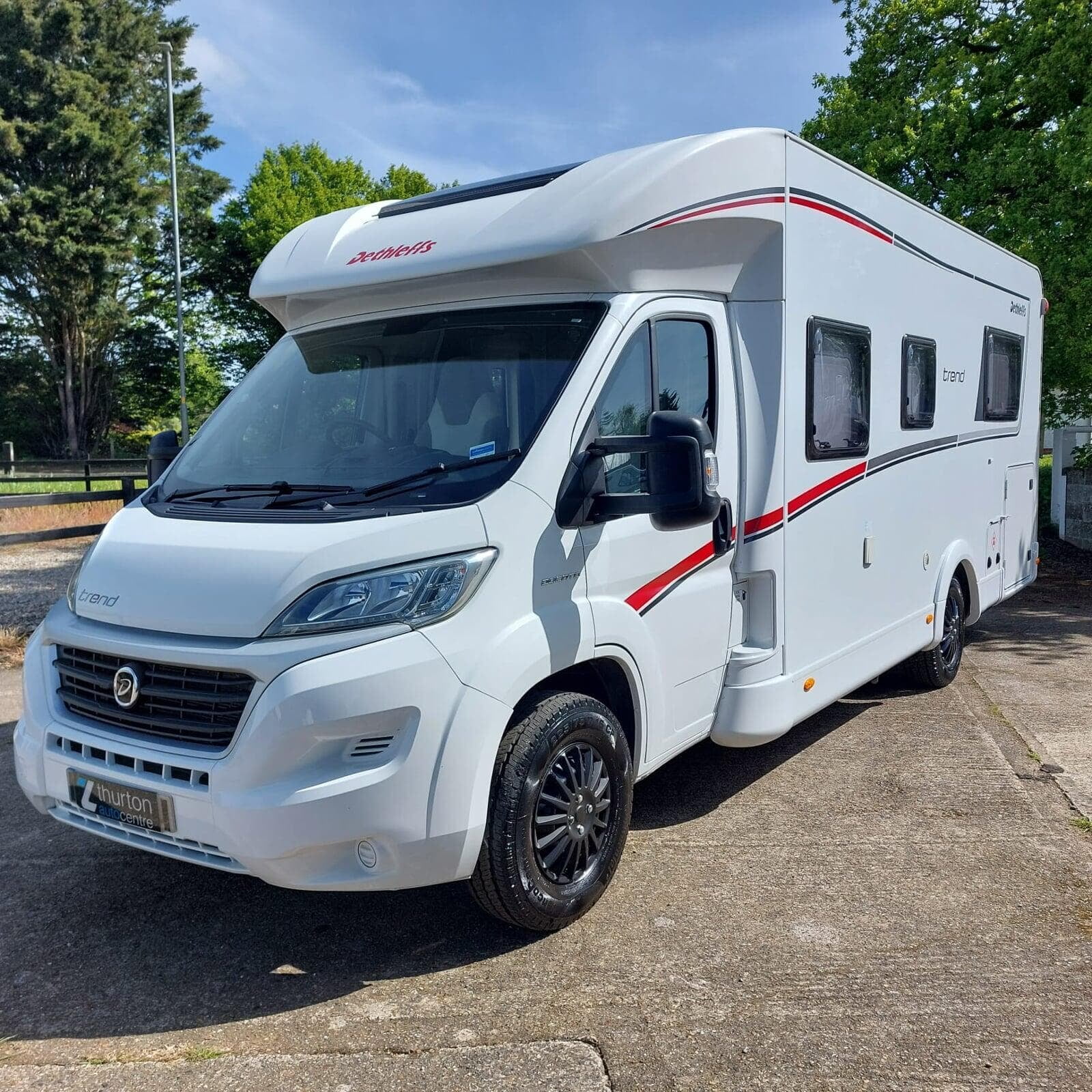 Motorhomes and Campers For Sale